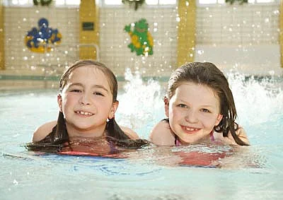 Stadtbad Bayreuth, ein Bad der Stadtwerke Bayreuth Stadtbad Bayreuth, ein Bad der Stadtwerke Bayreuth